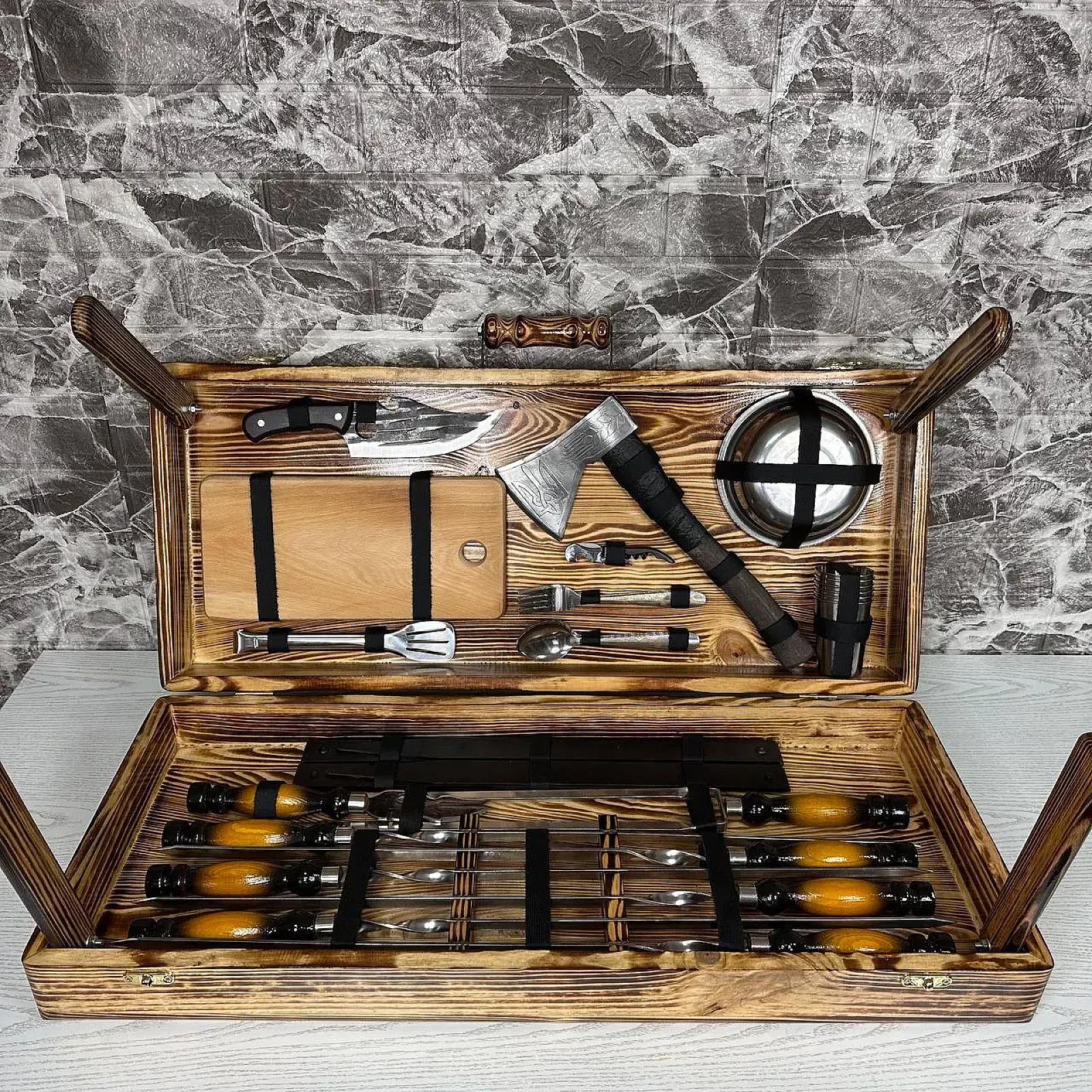 Дерев'яний кейс «КОЛОС» із набором шампурів