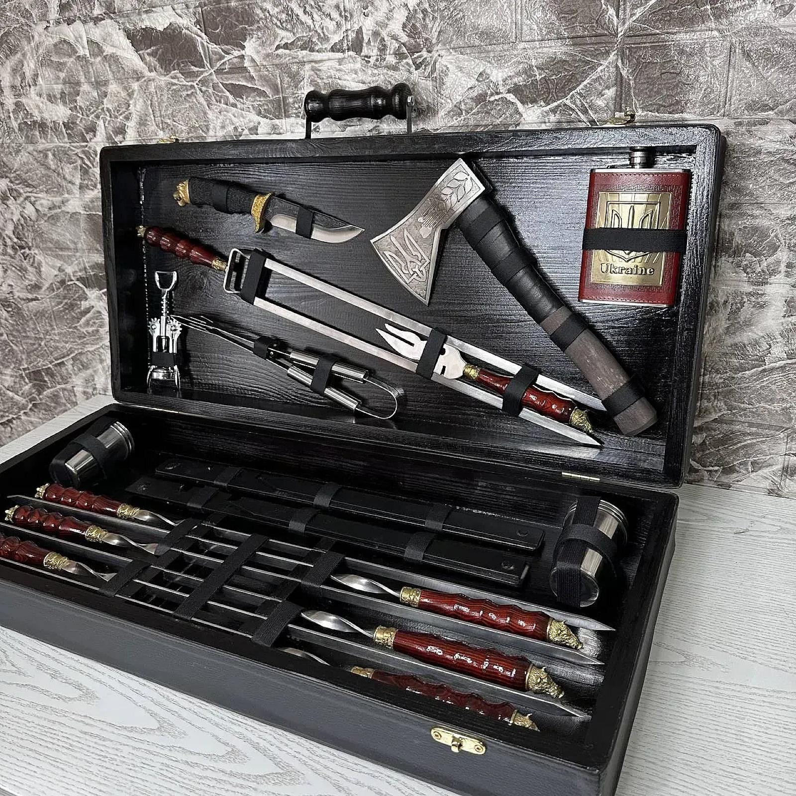 Дерев'яний кейс із набором шампурів "ВЕПР"