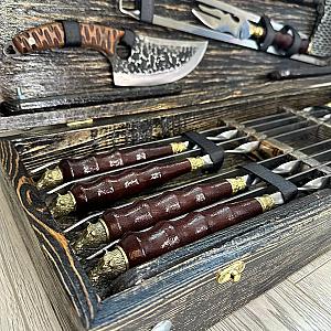 Набір шампурів «КАБАН» у дерев'яному кейсі