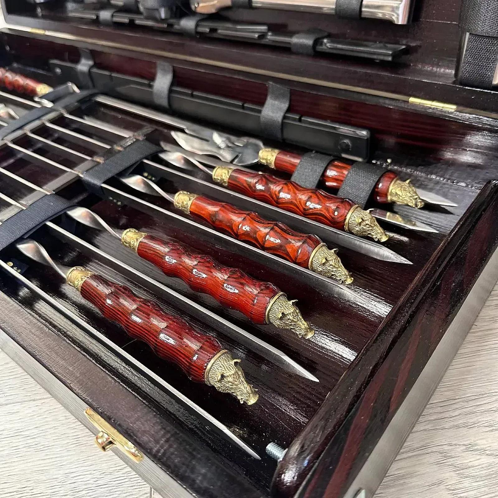 Дерев'яний кейс із набором шампурів «МАГНАТ»