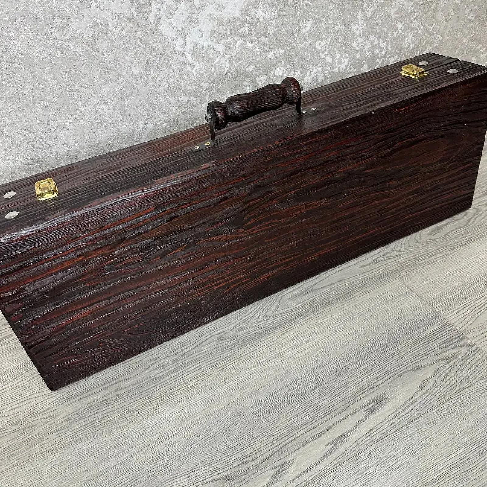 Дерев'яний кейс із набором шампурів "БУРЕВІЙ"