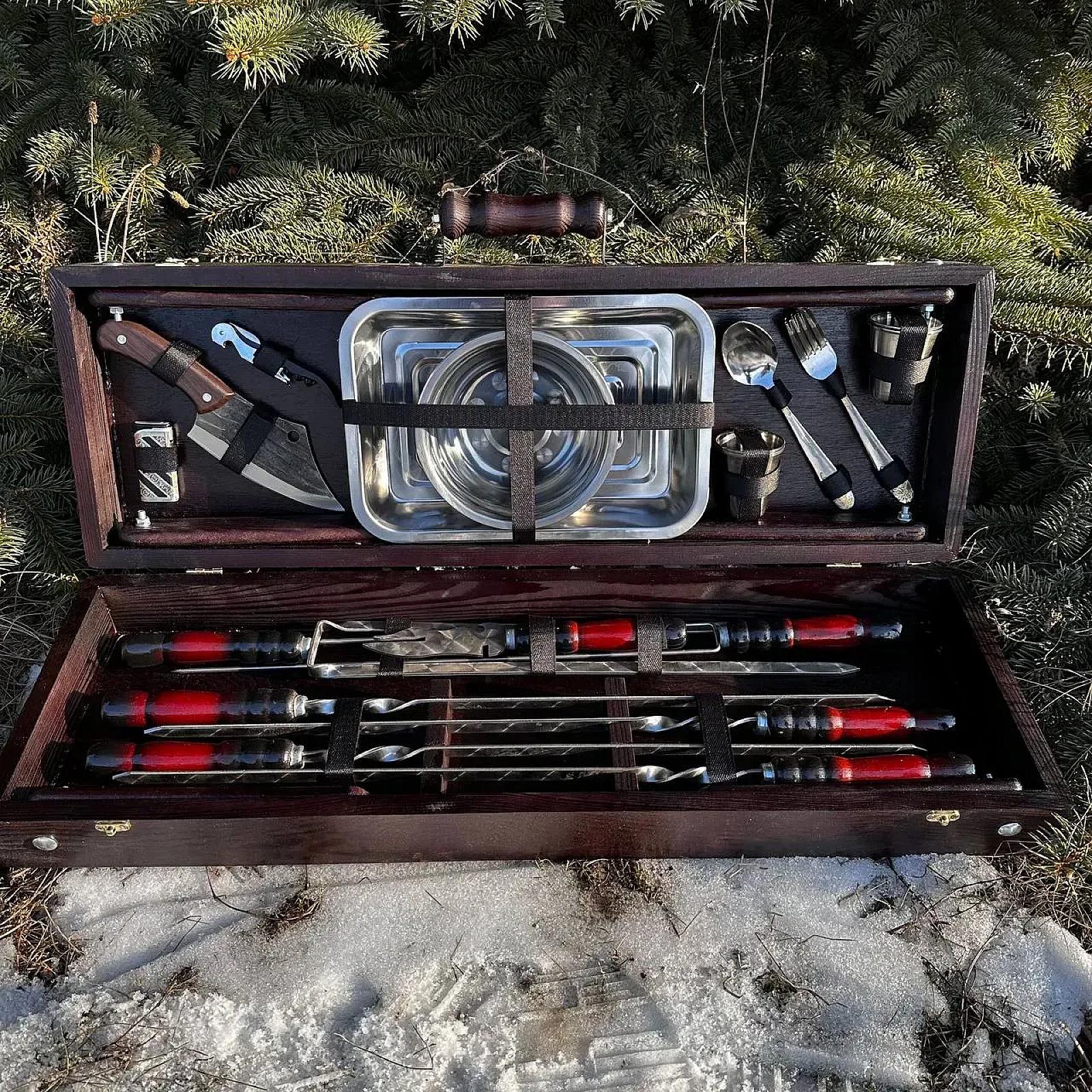 Дерев'яний кейс із набором шампурів "КВАРТЕТ"