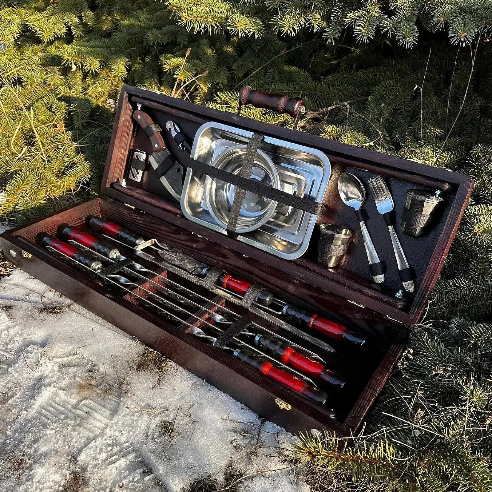 Дерев'яний кейс із набором шампурів "КВАРТЕТ"