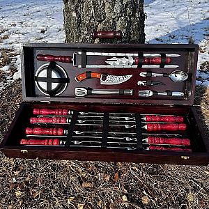 Набір шампурів «МАНДРІВНИК» у кейсі з дерева