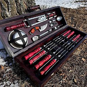 Набір шампурів «МАНДРІВНИК» у кейсі з дерева