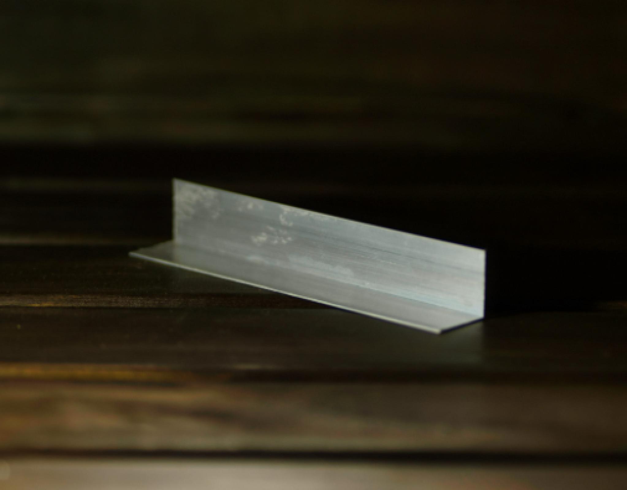 Алюмінієвий куток 25х25х1