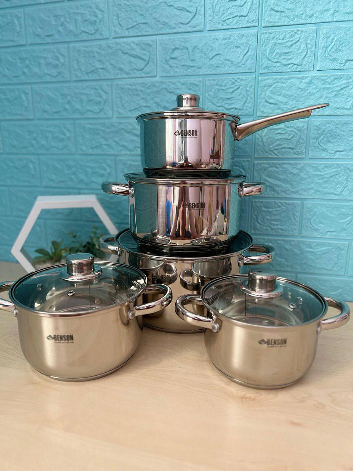 Набір посуду з високоякісної нержавіючої сталі на 12 предметів