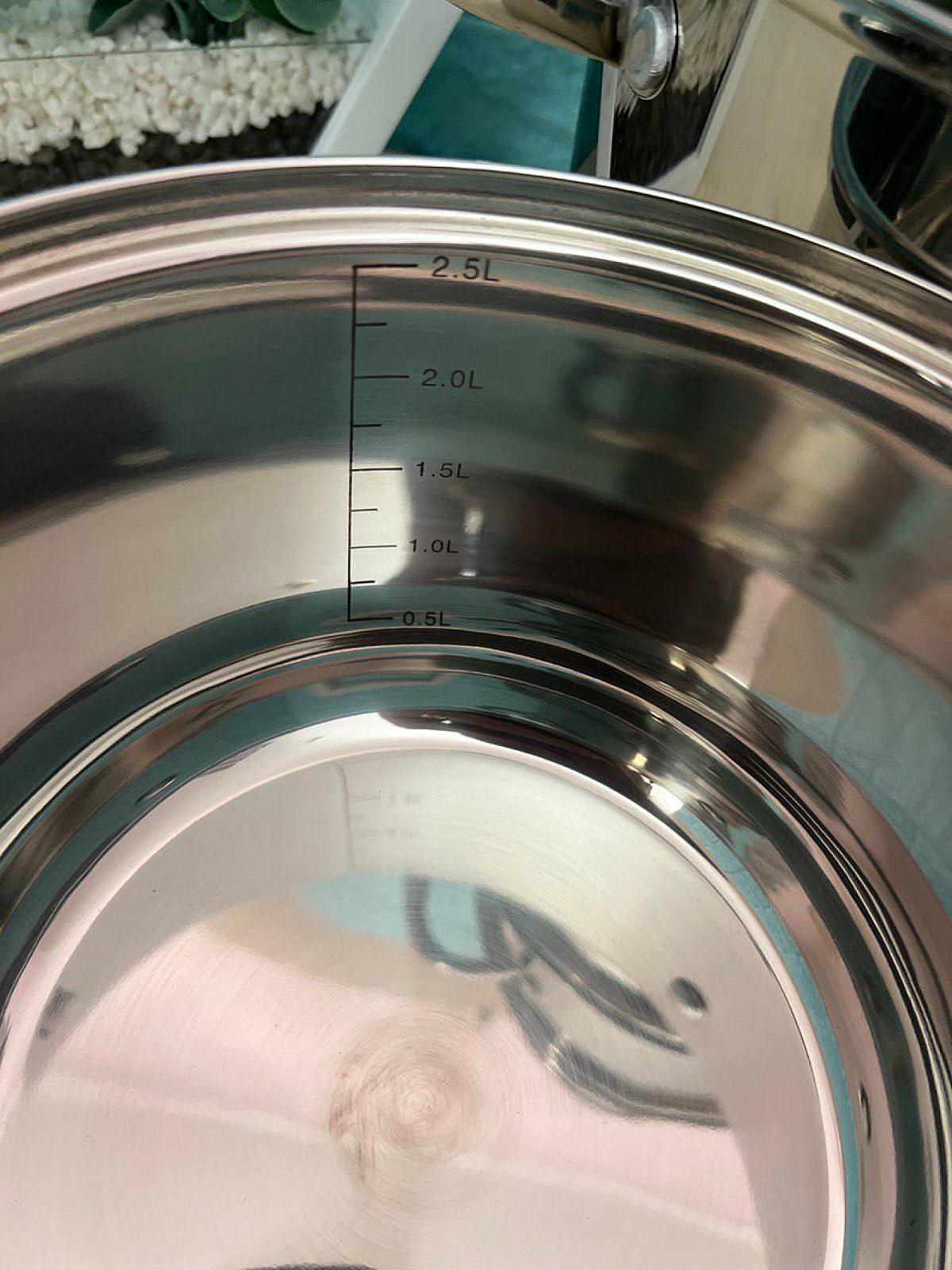 Набір посуду з високоякісної нержавіючої сталі на 12 предметів