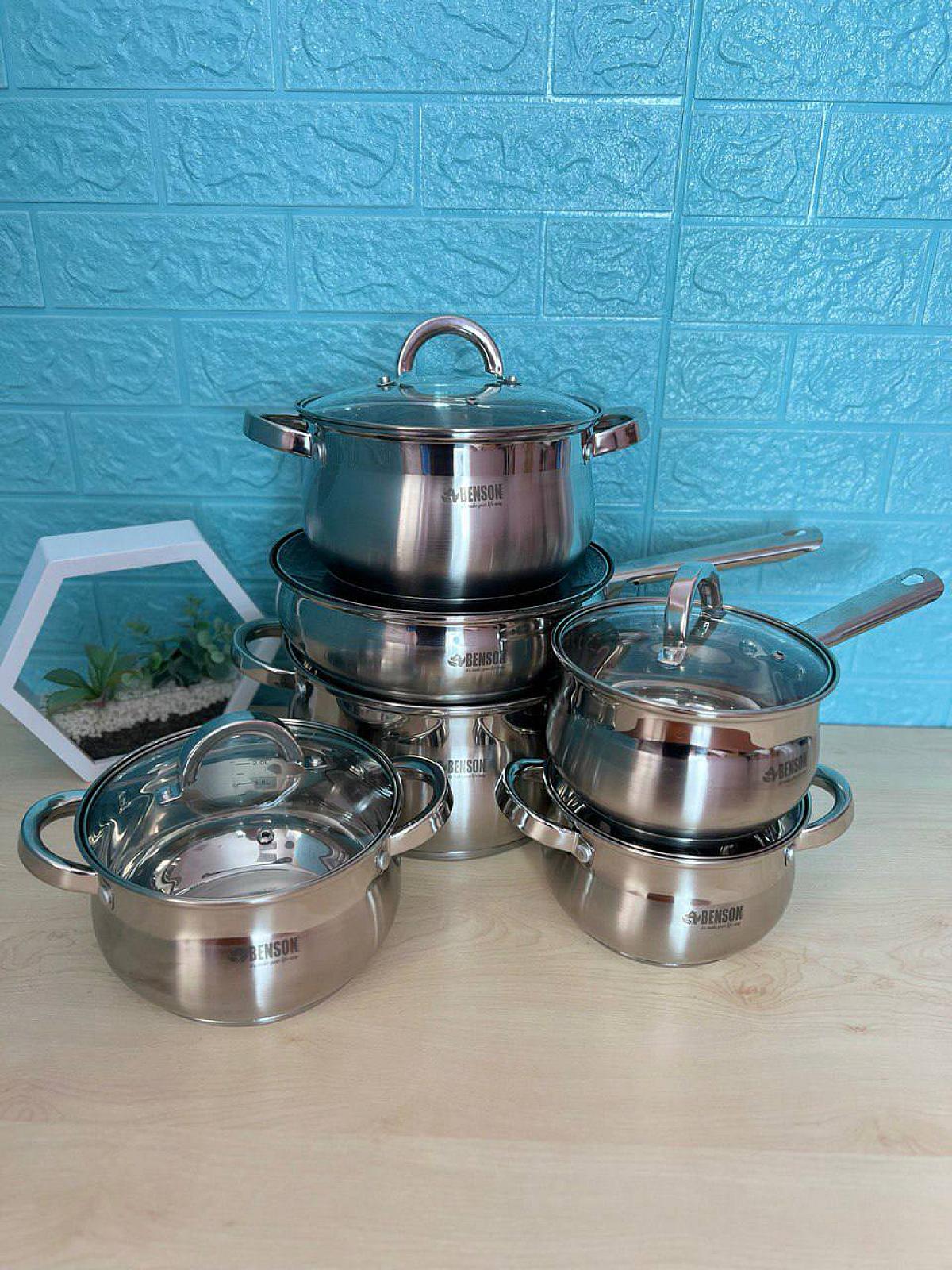 Набір посуду з високоякісної нержавіючої сталі на 12 предметів