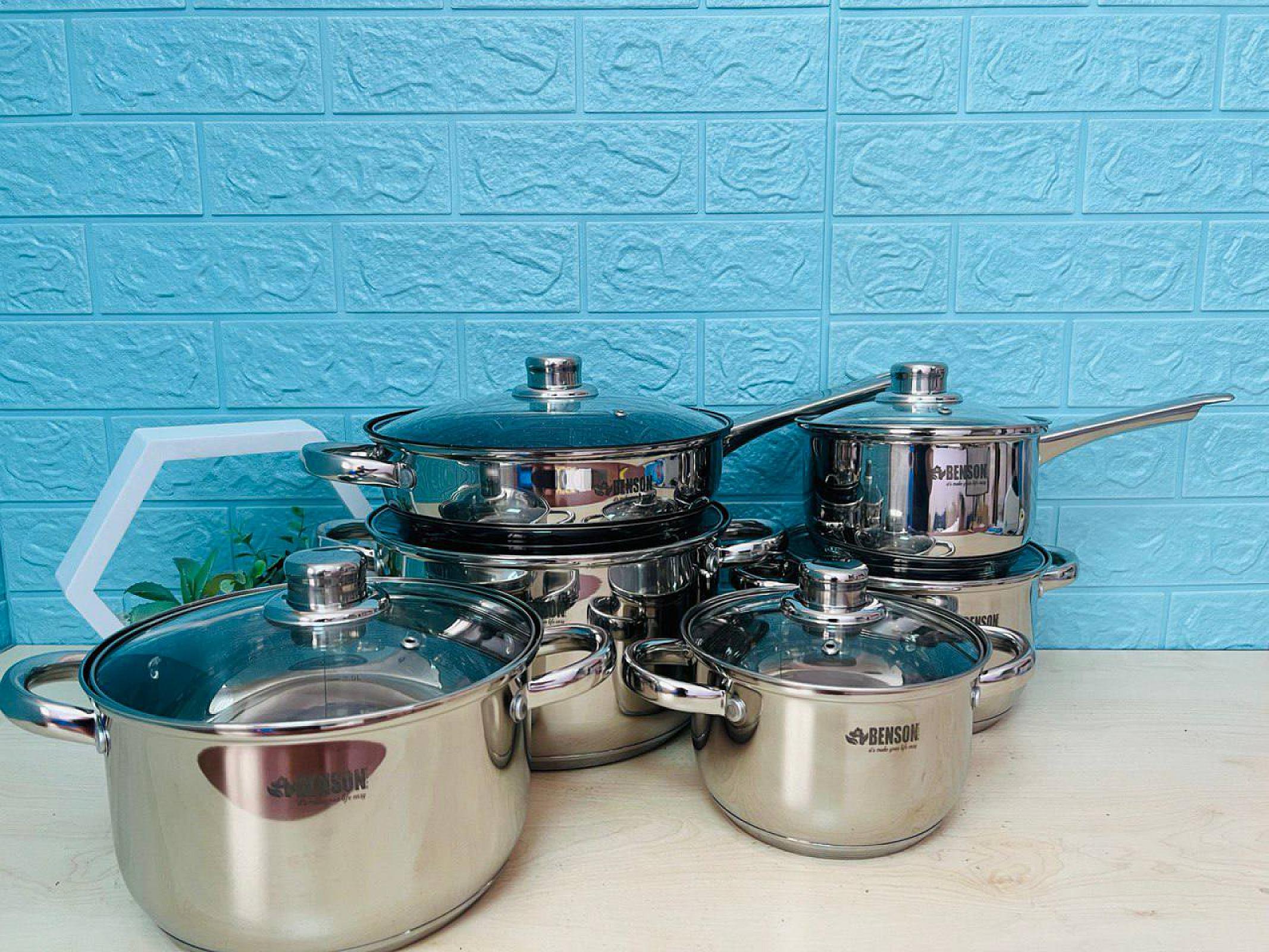 Набір посуду з високоякісної нержавіючої сталі на 12 предметів