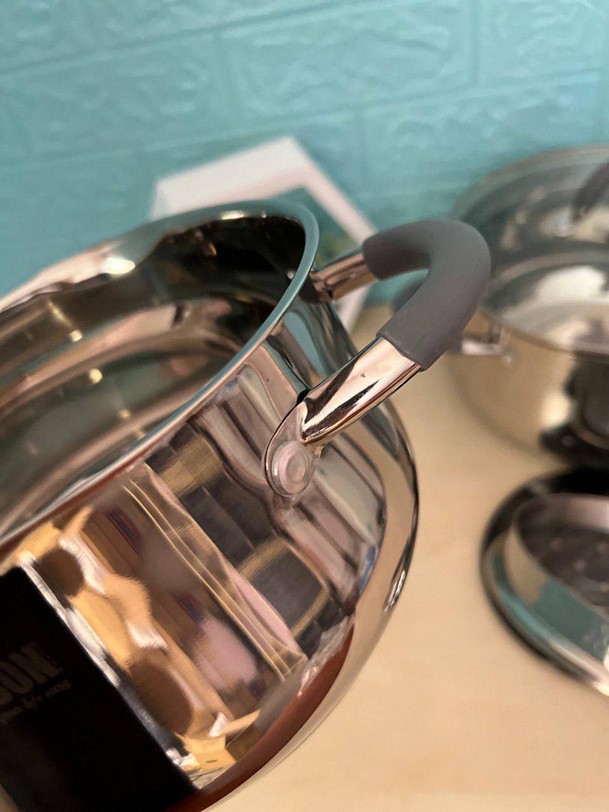 Набір посуду з нержавіючої сталі на 4 предмета + підставка