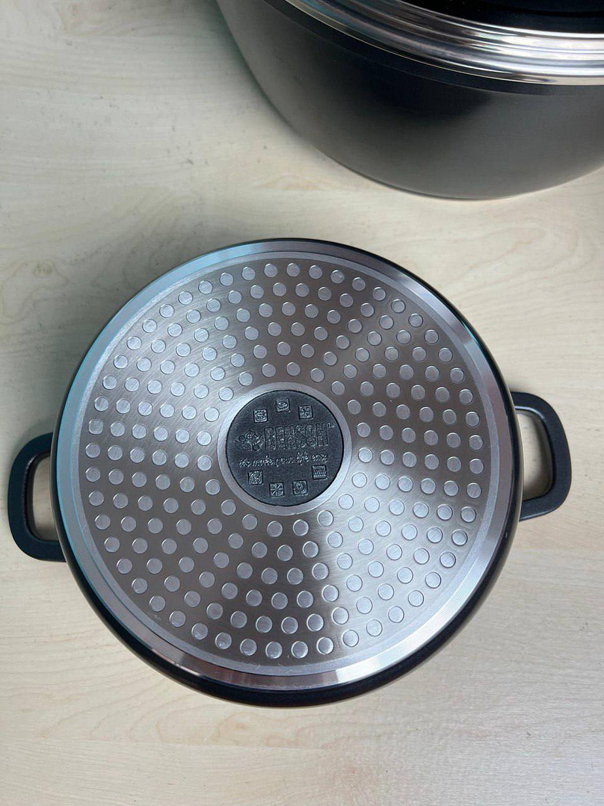 Изысканный набор с мраморным антипригарным покрытием