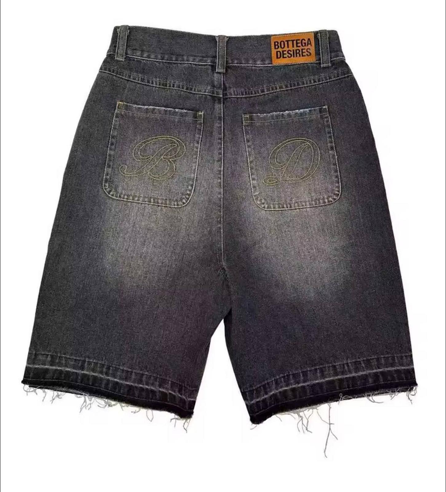 SHORTS 02