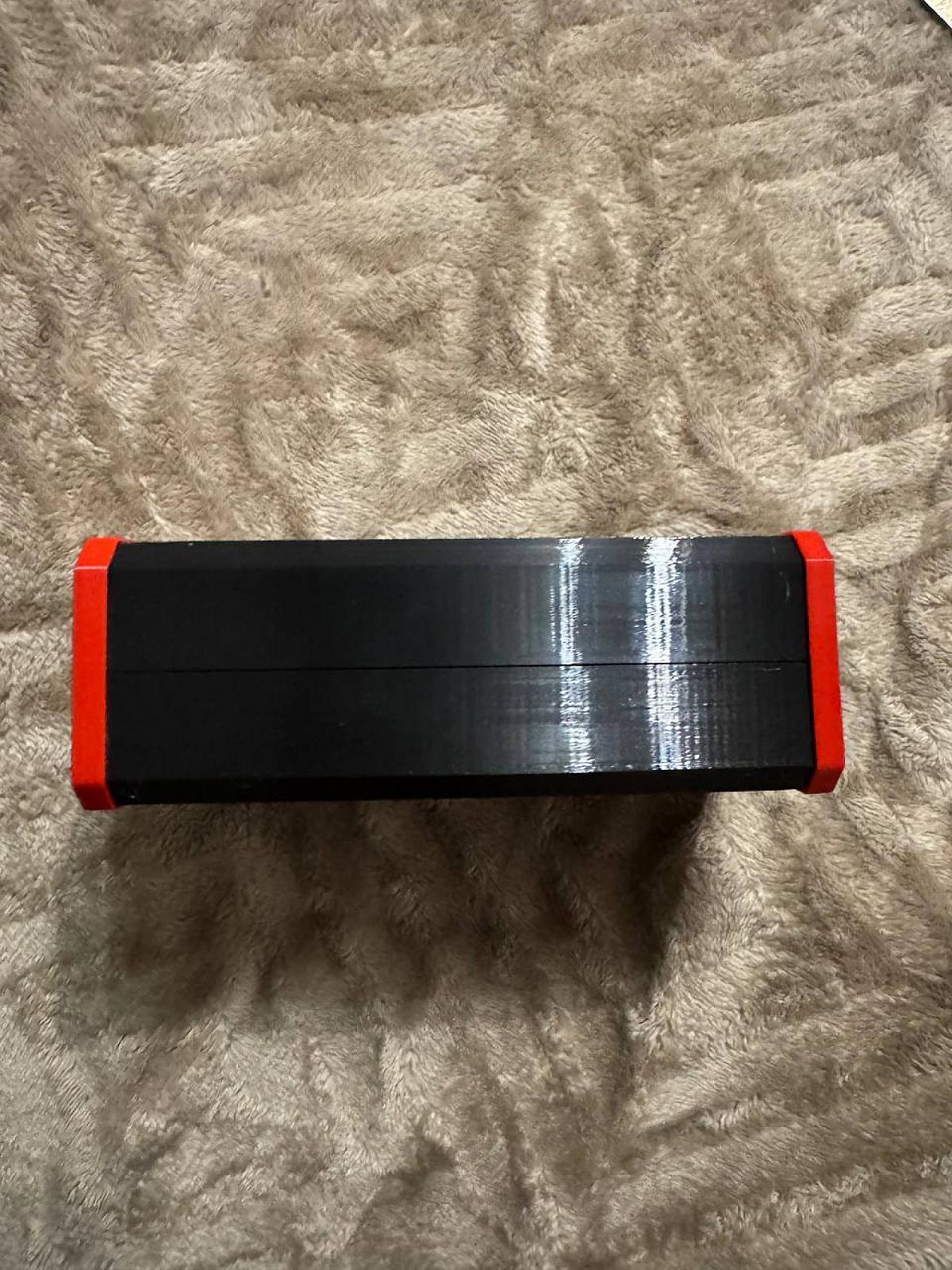 Корпус під 100w плату на 10 елементів 21700