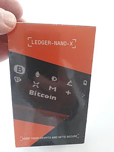 Ledger Nano X  - криптогаманець