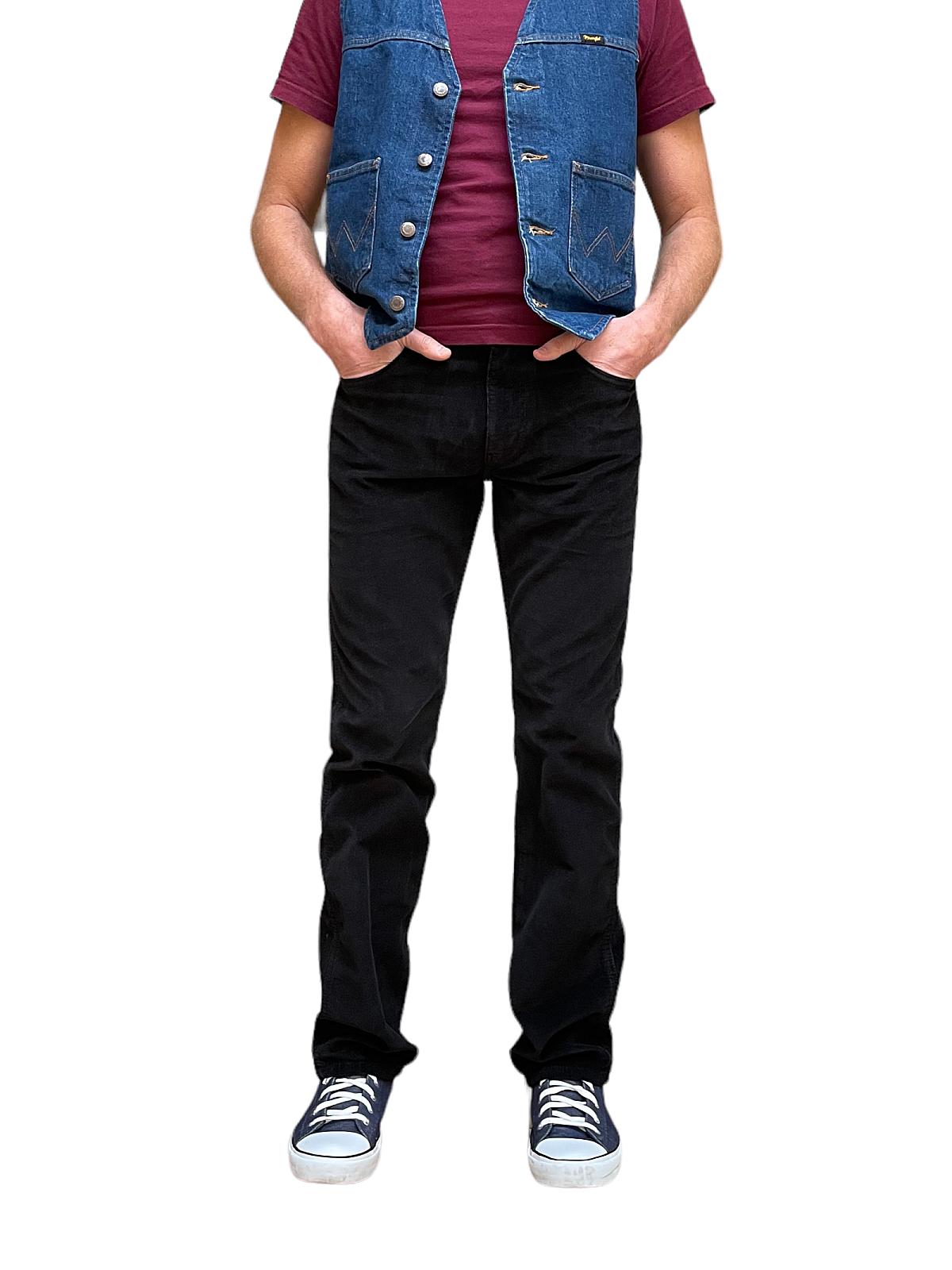 вельветові джинси Wrangler Arizona Regular Fit Black -  чорний