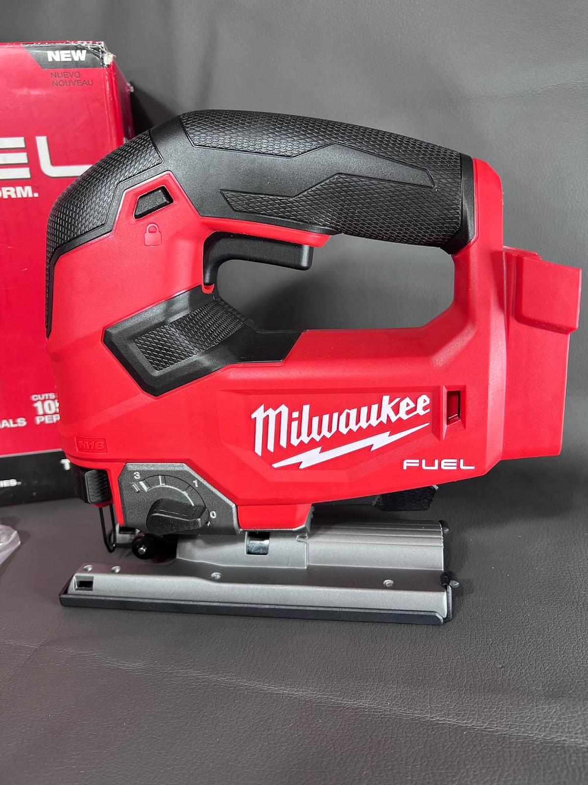 Акумуляторний лобзик Milwaukee 2737-20