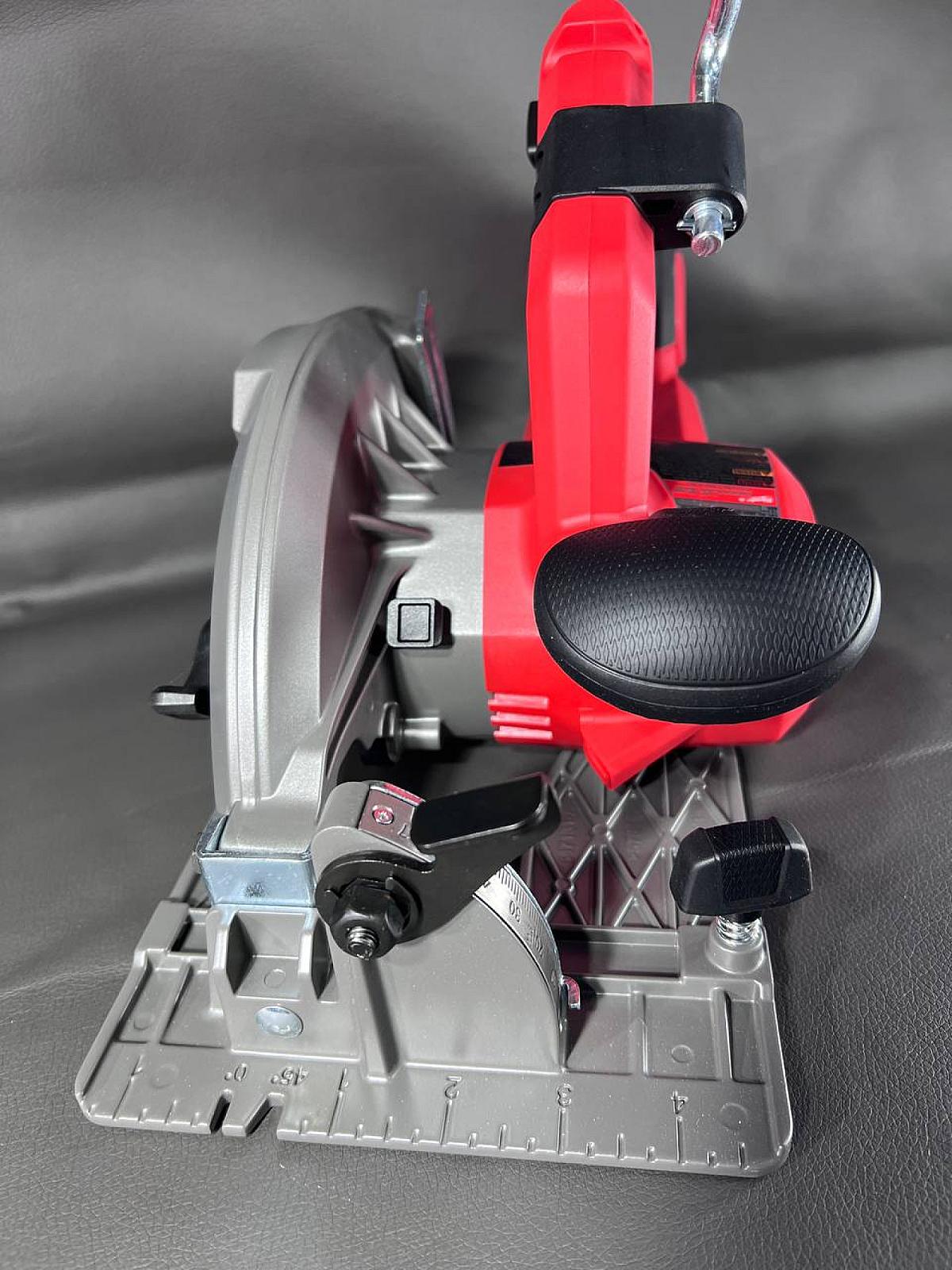 Акумуляторна пила Milwaukee 2834-20 M18 FUEL 7‑1/4” Circular Saw