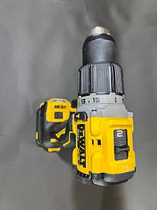 Шурупокрут з ударом DeWalt DCD805