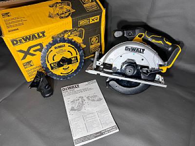 Акумуляторна  пилка DeWalt DCS565