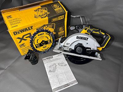 Акумуляторна  пилка DeWalt DCS565