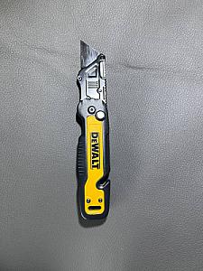 Ніж DEWALT DWHT10992