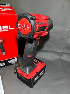 Гайковерт Milwaukee 2962-20 серії M18 FUEL