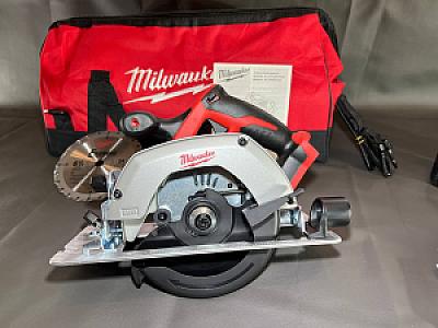 Циркулярна пилка Milwaukee M18 2630-20