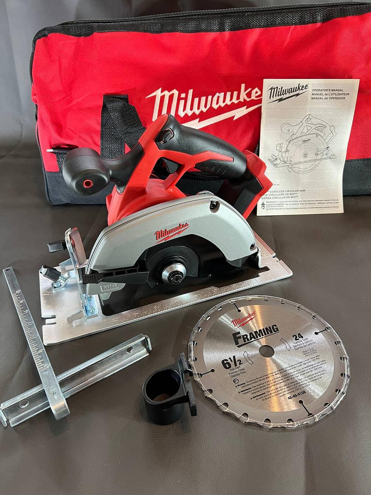 Циркулярна пилка Milwaukee M18 2630-20