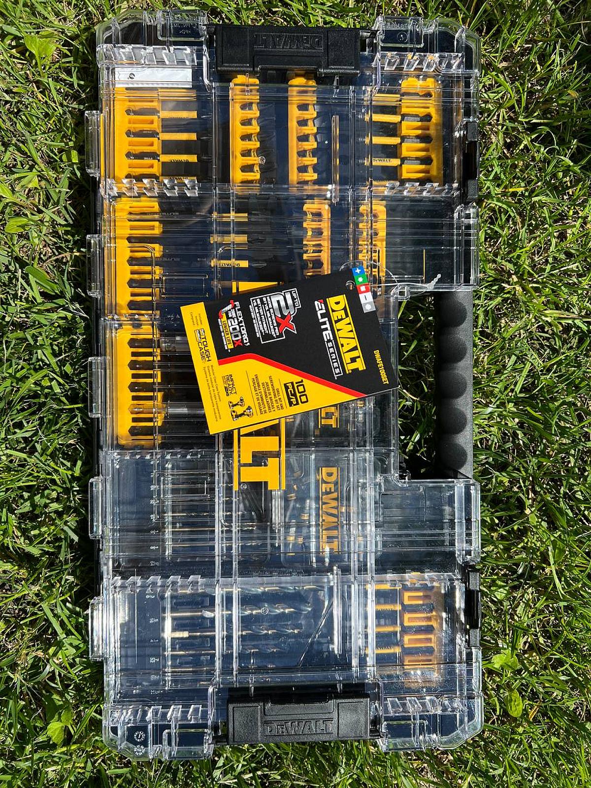Набір свердел і біт для свердління та загвинчування DWAFE100SET DEWALT ELITE SERIES
