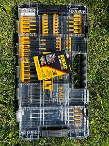 Набір свердел і біт для свердління та загвинчування DWAFE100SET DEWALT ELITE SERIES