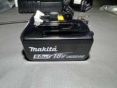 Комплект акумуляторного інструменту Makita XT297T