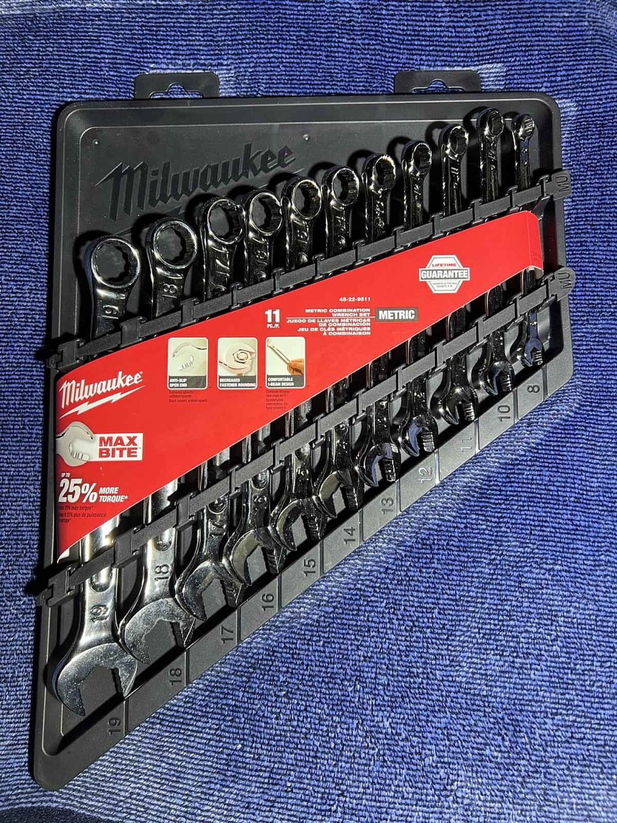 Набір комбінованих ключів Milwaukee 48-22-9511 MAX BITE Metric, 11 шт