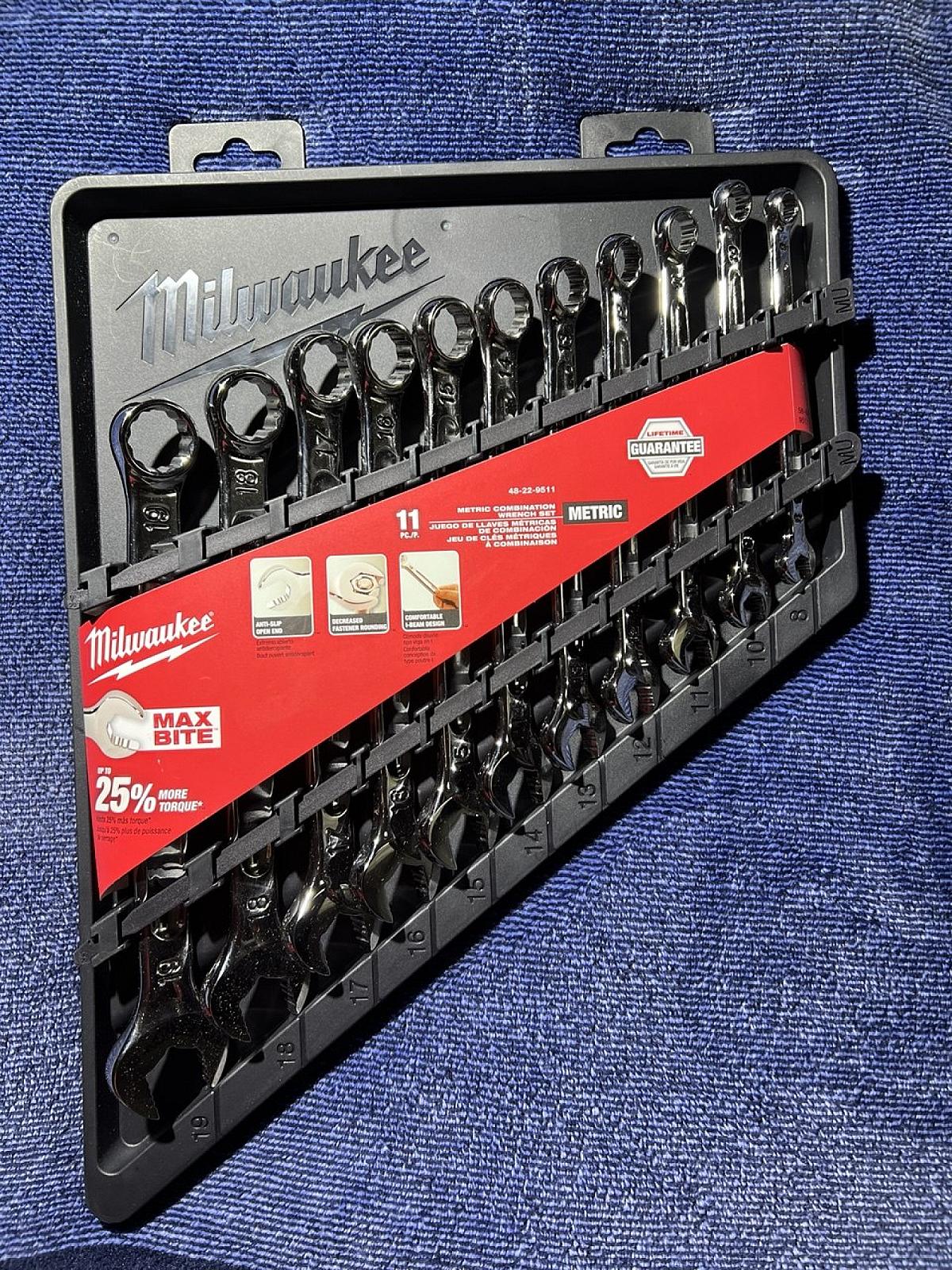 Набір комбінованих ключів Milwaukee 48-22-9511 MAX BITE Metric, 11 шт
