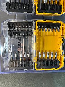 Набір біт та свердел серії TOUGH GRIP DeWALT DWAF110SETTG