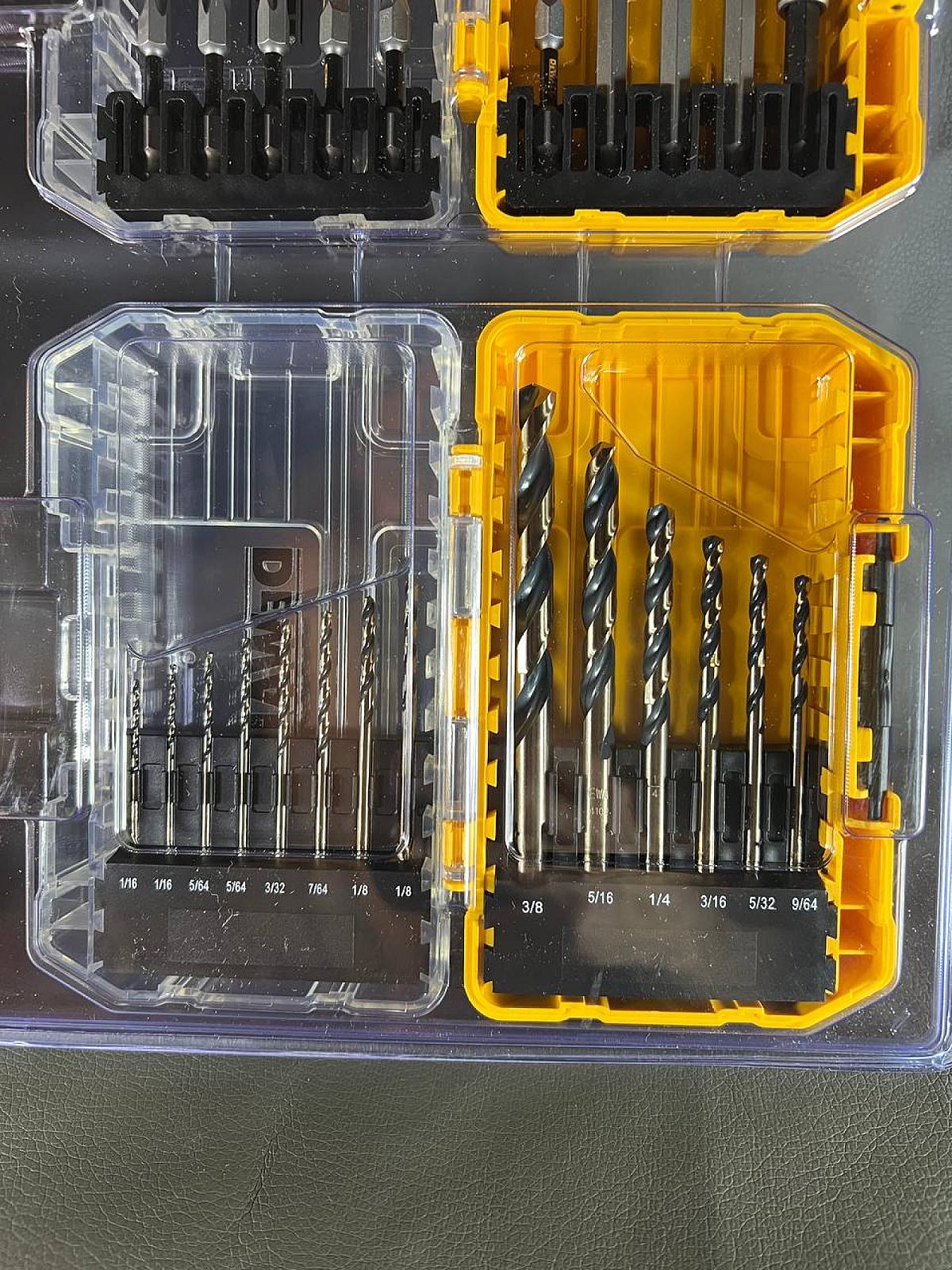 Набір біт та свердел серії TOUGH GRIP DeWALT DWAF110SETTG