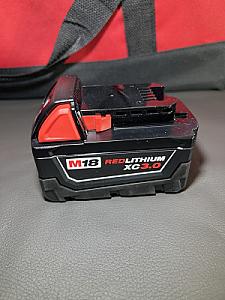 Акумулятор Milwaukee M18 REDLITHIUM XC3.0 (48-11-1828)