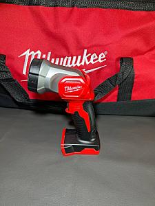 Акумуляторний світлодіодний ліхтар Milwaukee M18 TLED-0 2735-20