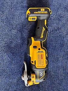 Реноватор DeWalt DCS356