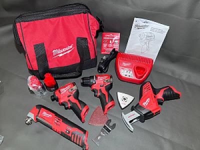 Комплект акумуляторного інструменту Milwaukee 3494-24 M12