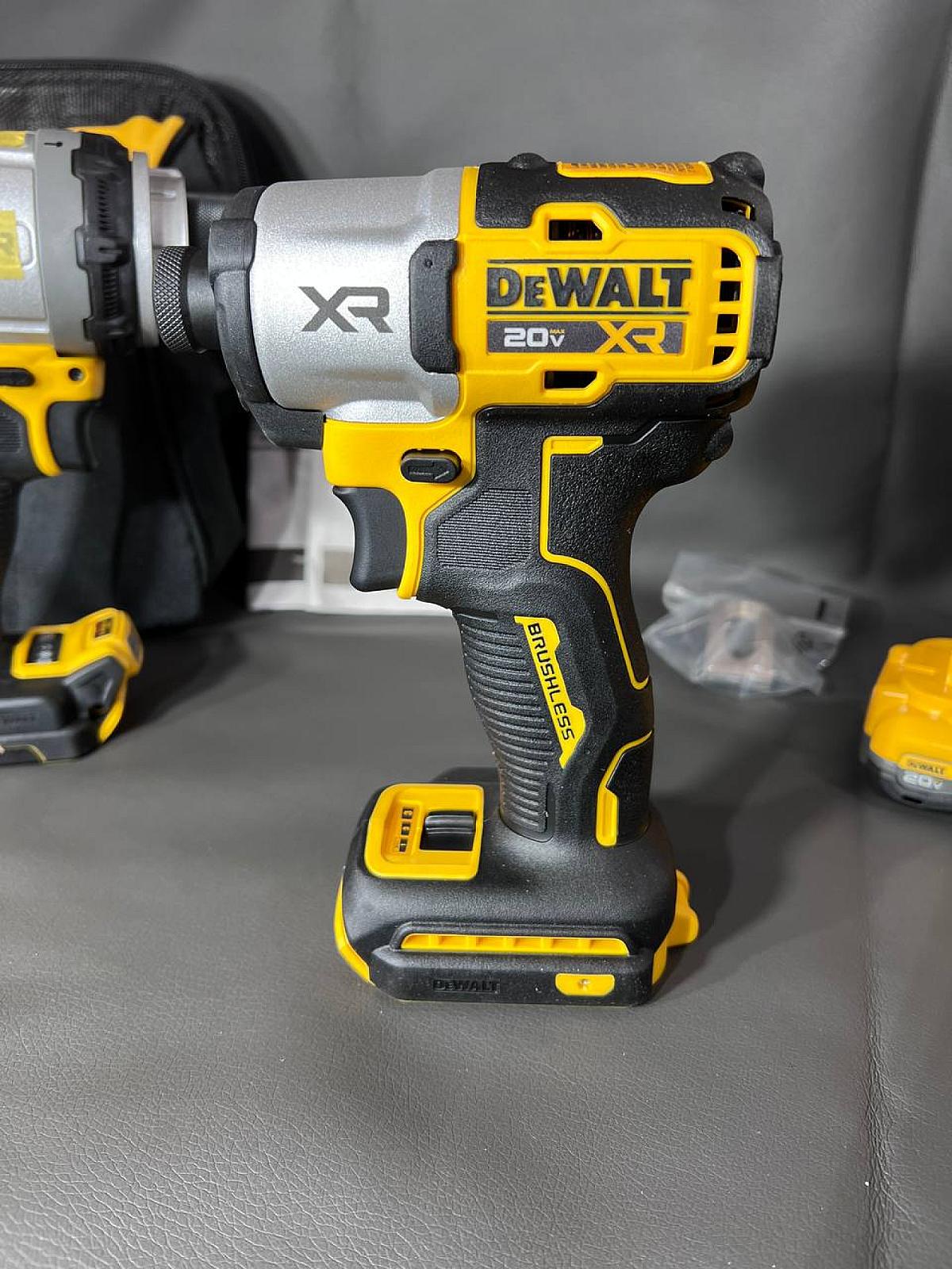 Імпакт DeWalt DCF845