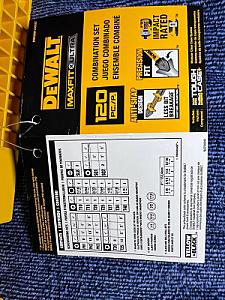 Комплексний набір із 120 предметів DEWALT Maxfit Ultra Steel DWAUMF120SET