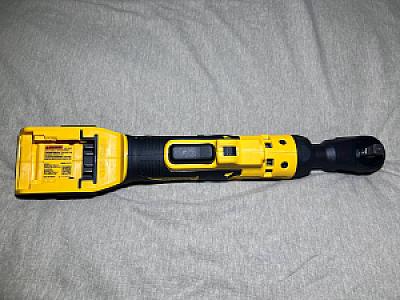 Акумуляторна тріскачка DeWalt DCF513 (3/8)
