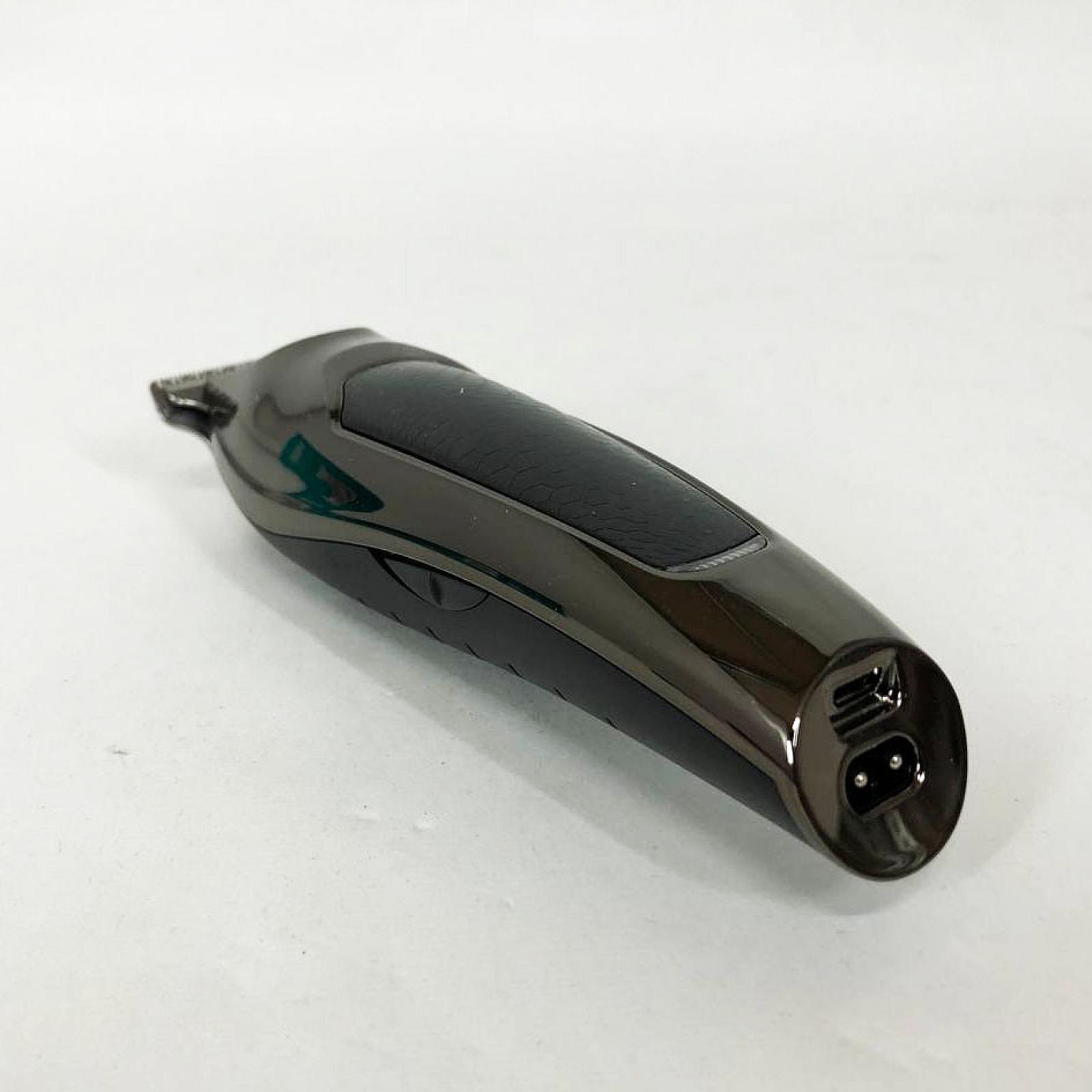 Акумуляторна машинка для стрижки VGR V-030, 5 насадок